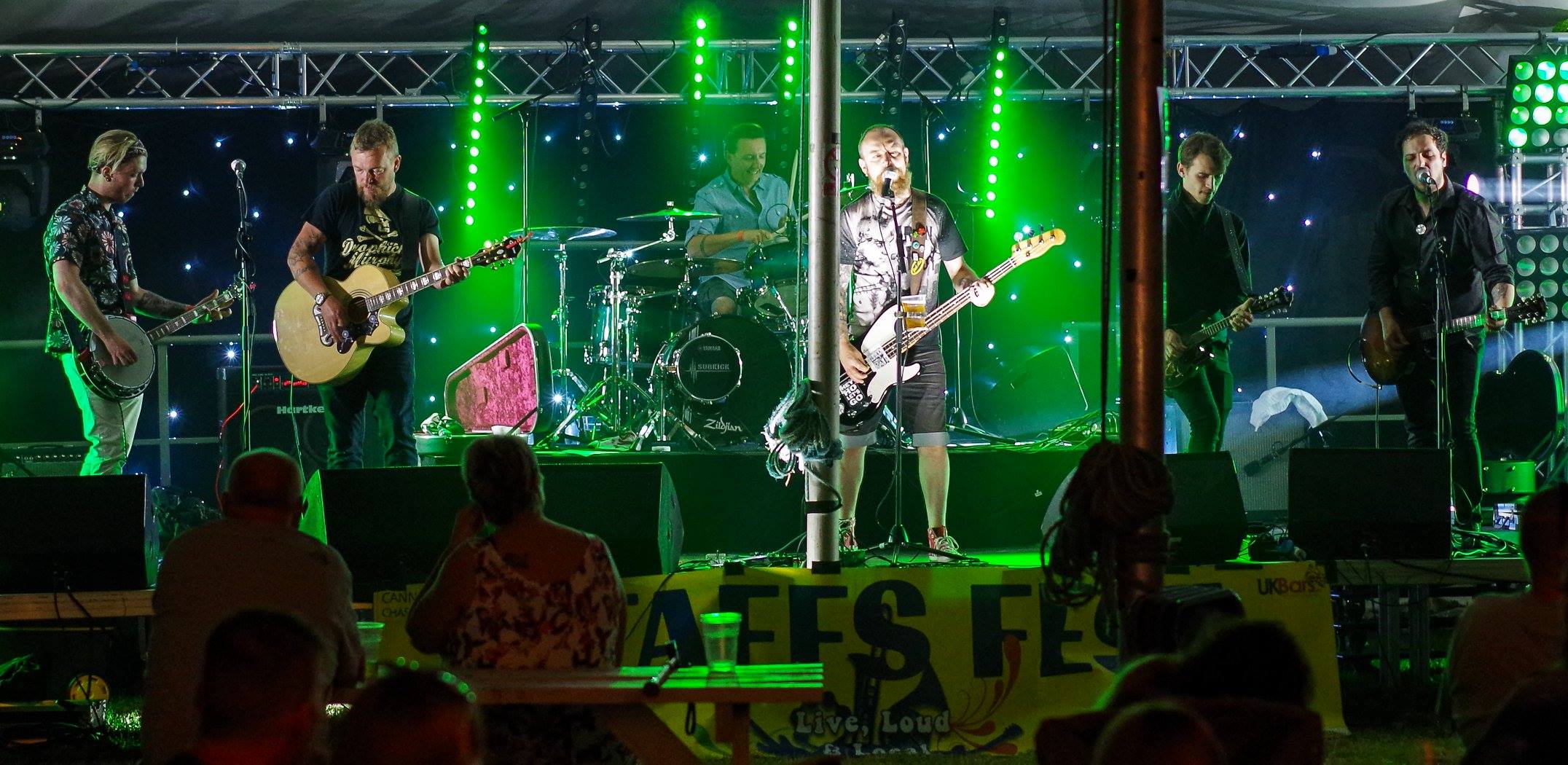 truss hire , concert trussing , rigging services , truss rigging , lighting truss , 