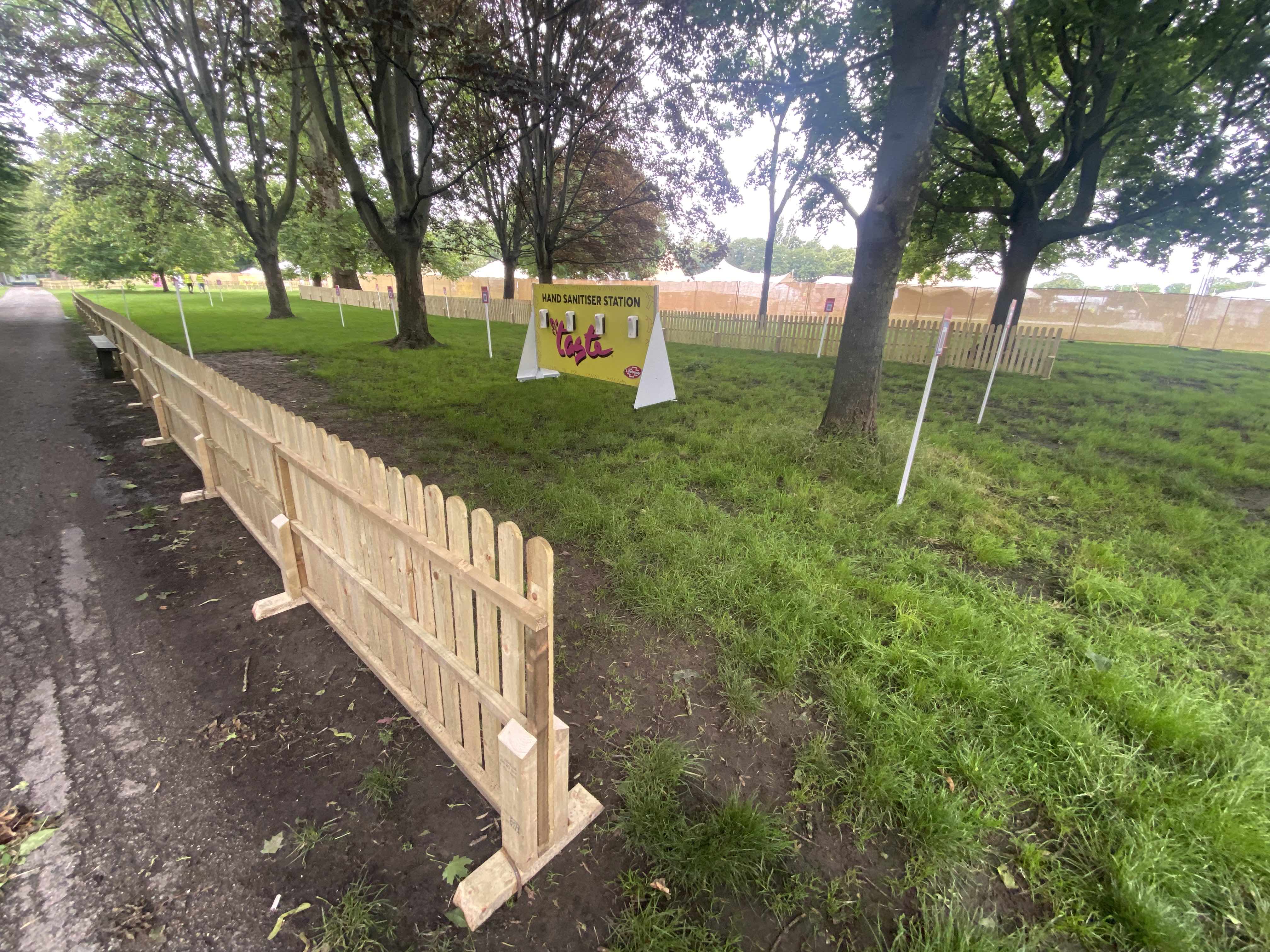 rustic picket fence hire , rustic fence , rustic fence events , picket fence hire , rental of picket fence , wooden fence hire , eventmen , stagemen ,