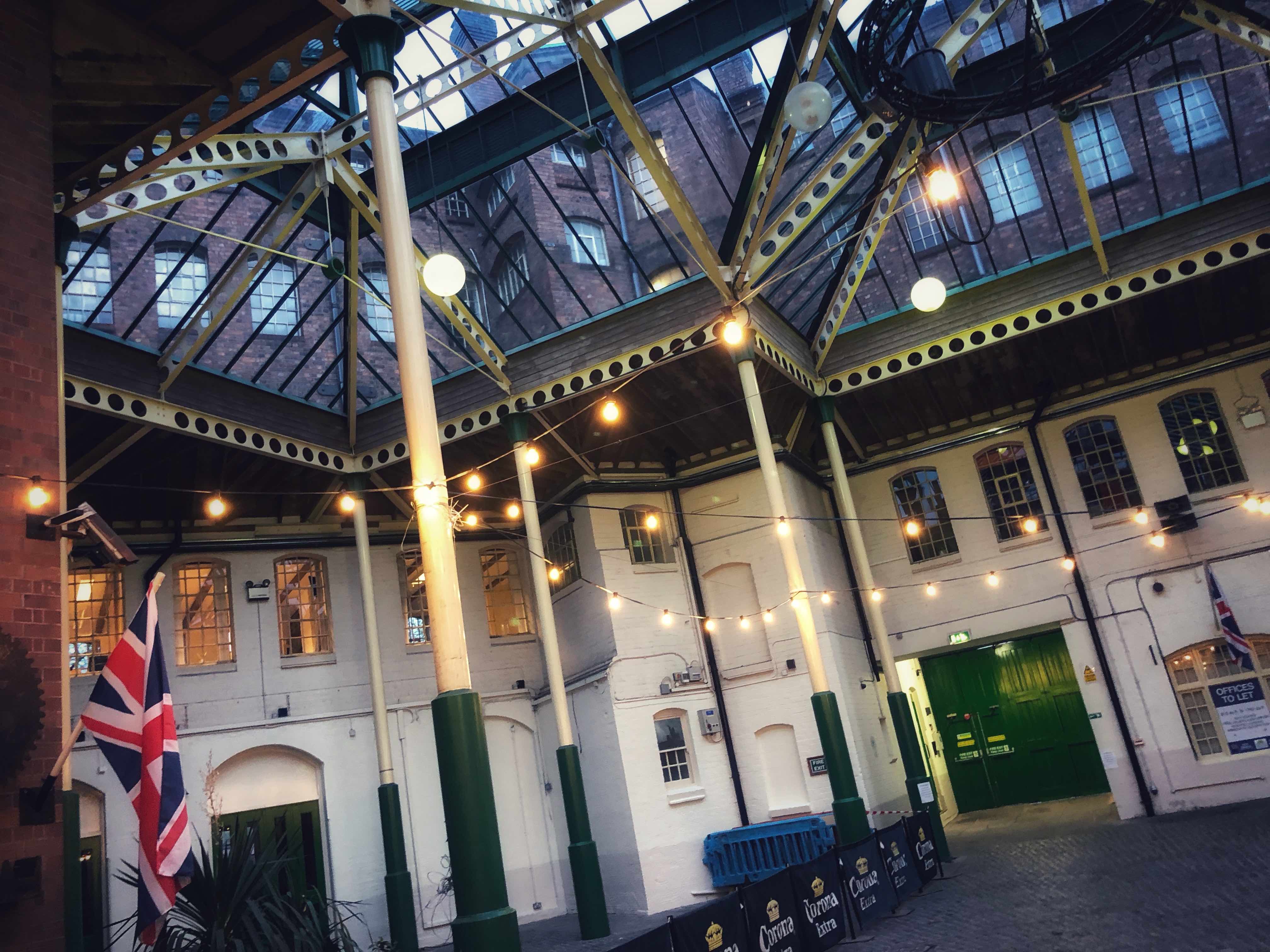 festoon hire , outdoor lighting hire , rope light hire , string light hire , wedding light hire , outdoor festoon hire , 