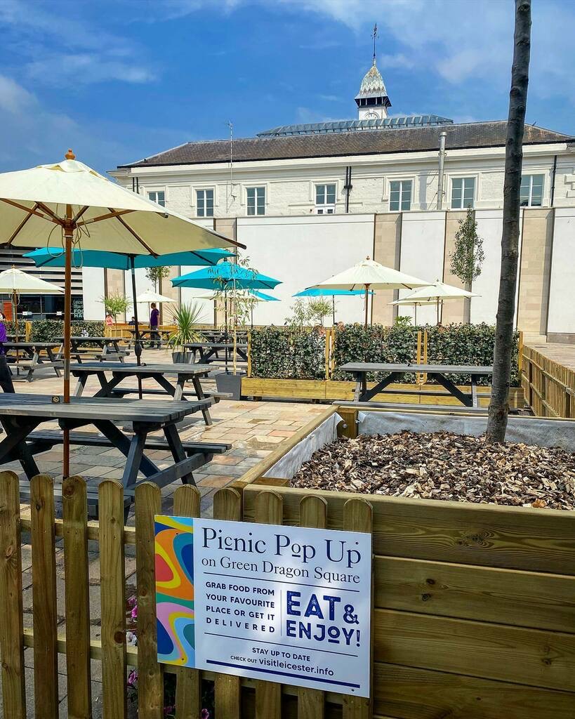 rustic picket fence hire , picket fecning hire , fence hire , event fence hire , crowd fence hire , white picket fence hire , local fencing hire , 