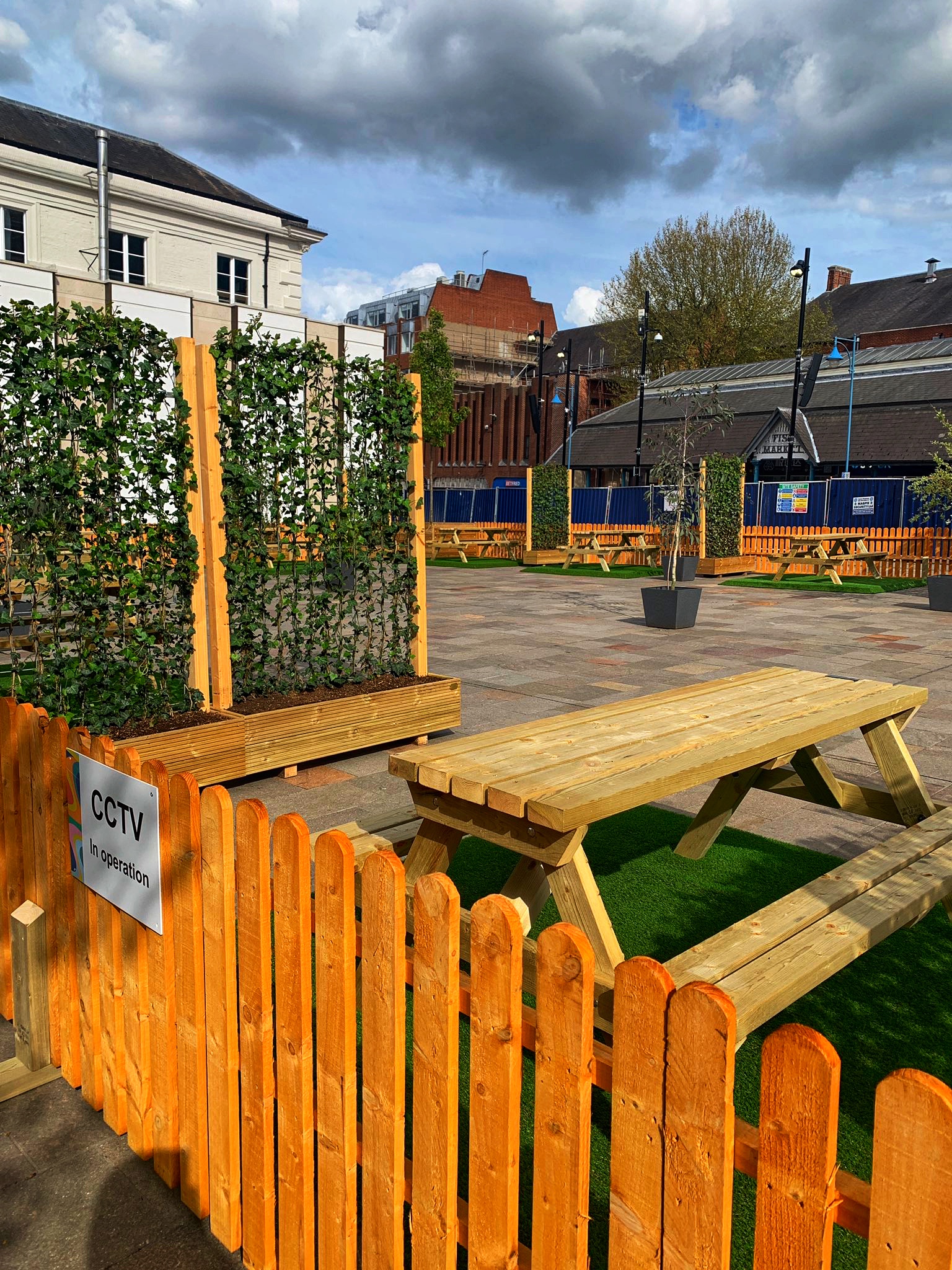 picket fence hire , picket fecning hire , fence hire , event fence hire , crowd fence hire , white picket fence hire , local fencing hire , 