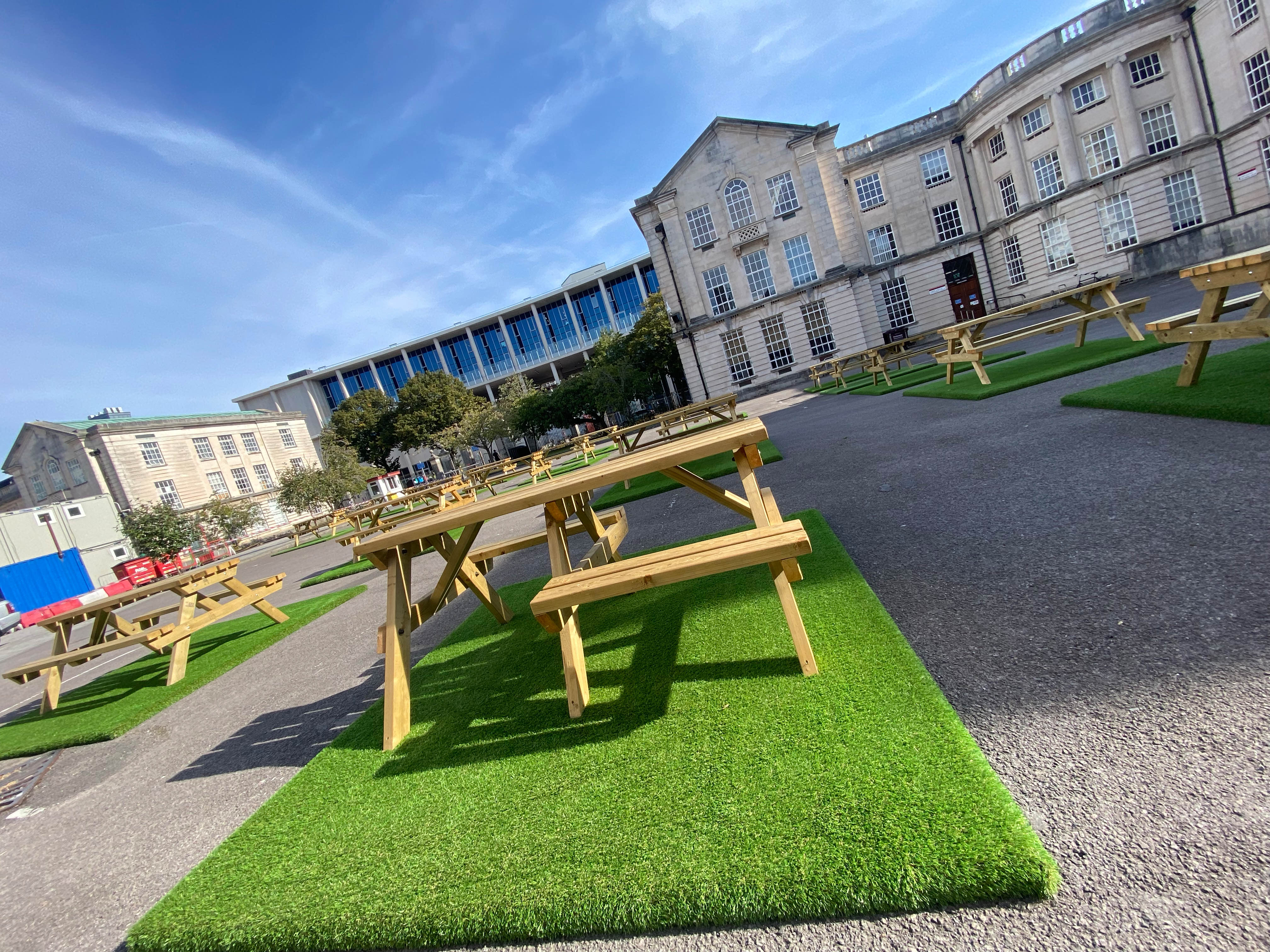 dda compliant , dda seating , dda compliant seating , picnic bench table hire , picnic table hire , outdoor table hire , outdoor seating hire , outdoor seating rental , outdoor events , 