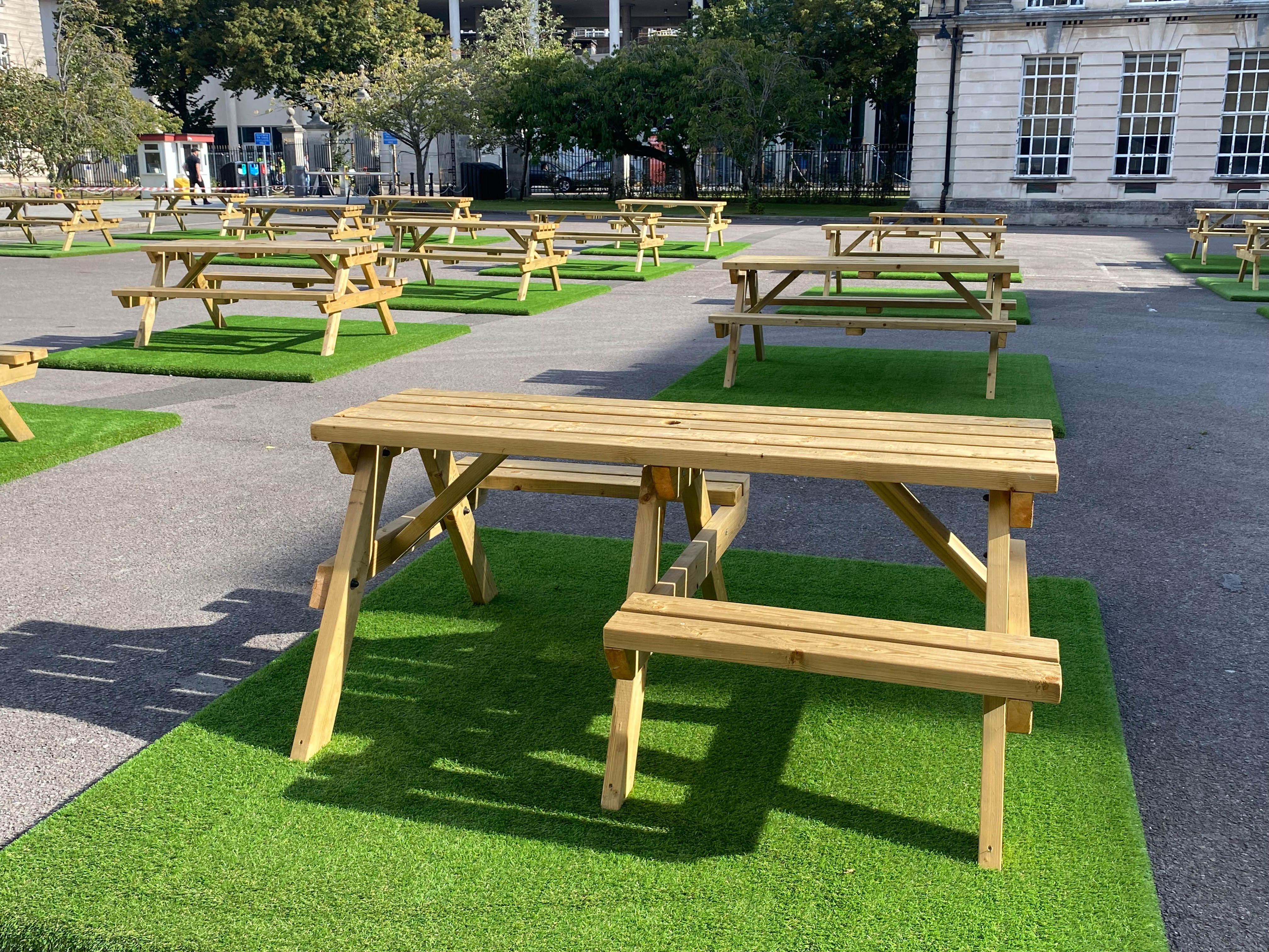 dda compliant , dda seating , dda compliant seating , picnic bench table hire , picnic table hire , outdoor table hire , outdoor seating hire , outdoor seating rental , outdoor events , 