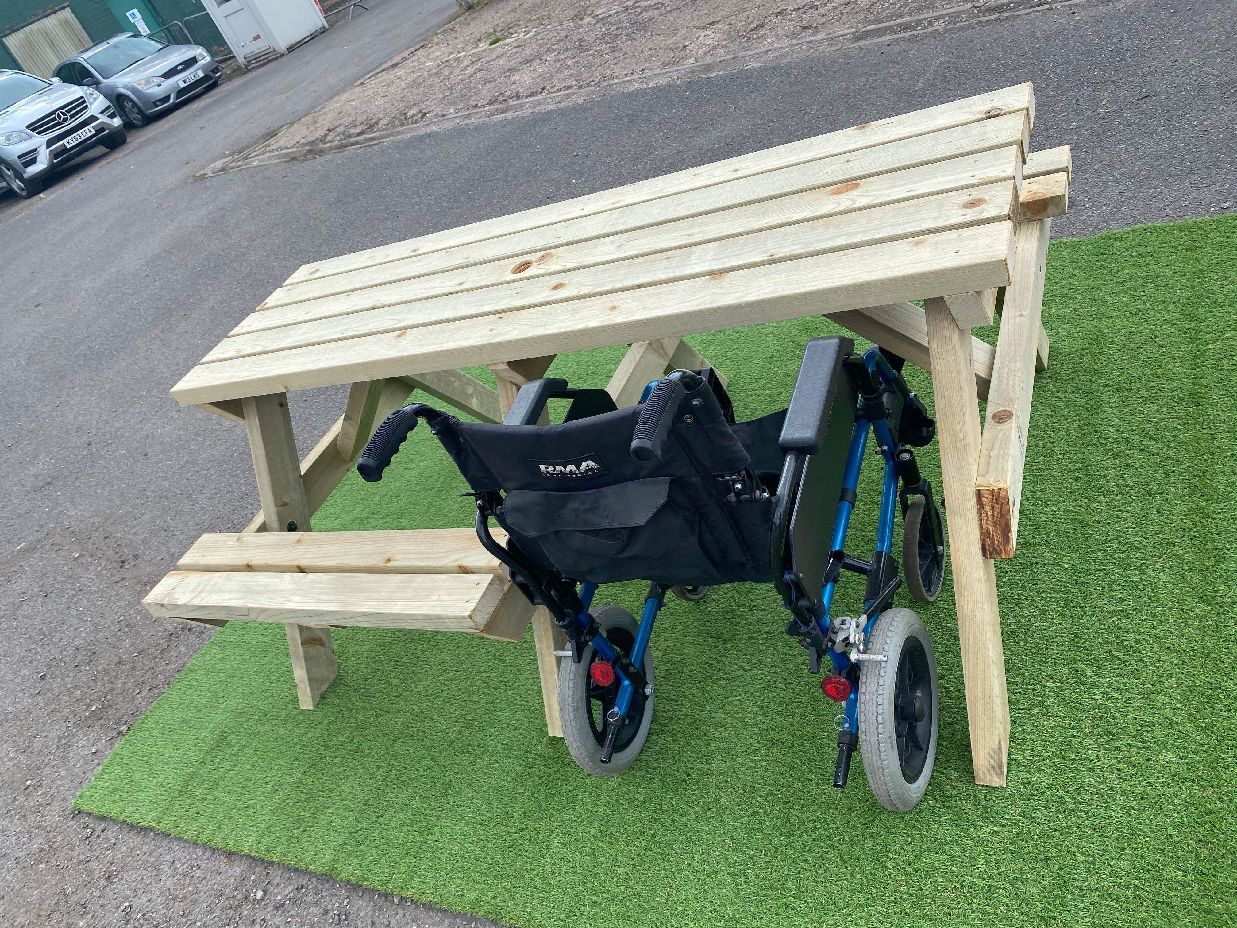 DDA picnicbench-hire-Stagemen7