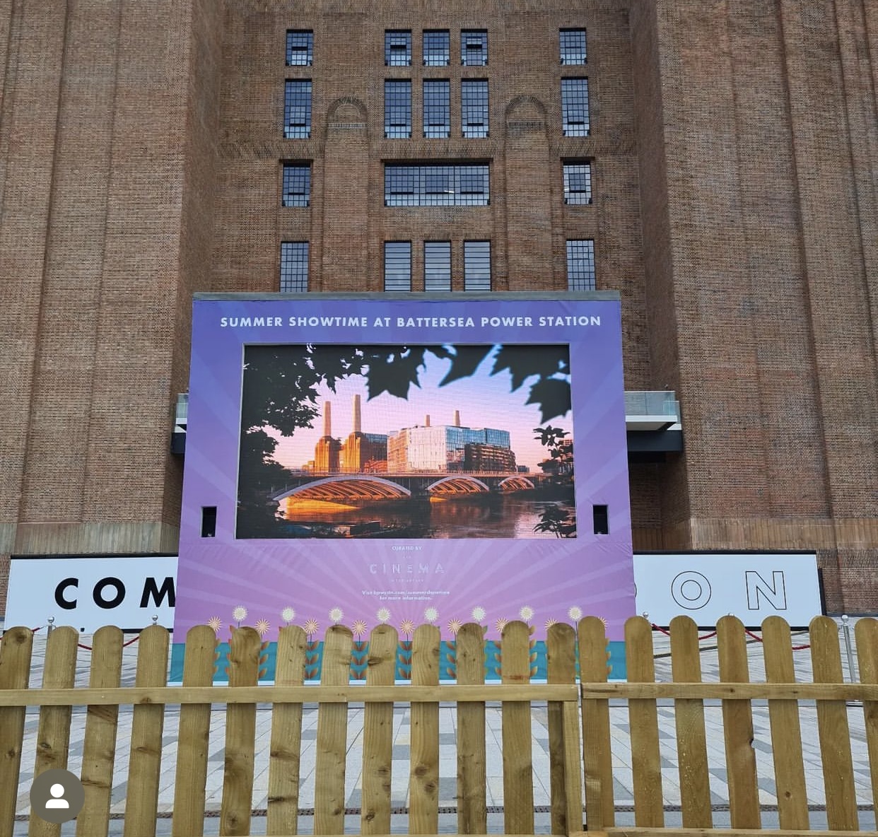 rustic picket fence hire , rustic fence , rustic fence events , picket fence hire , rental of picket fence , wooden fence hire , eventmen , stagemen ,