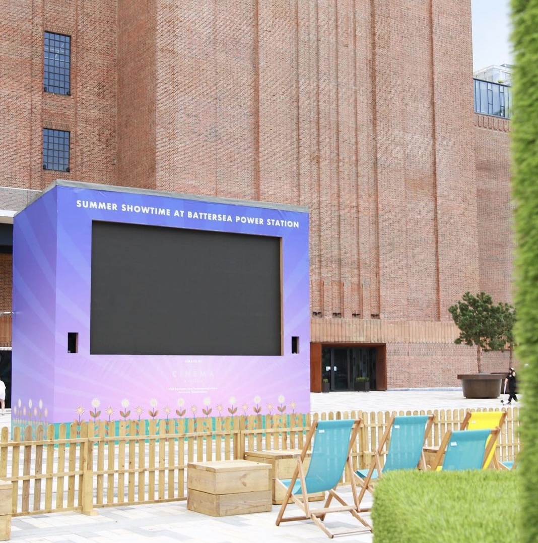 rustic picket fence hire , rustic fence , rustic fence events , picket fence hire , rental of picket fence , wooden fence hire , eventmen , stagemen ,