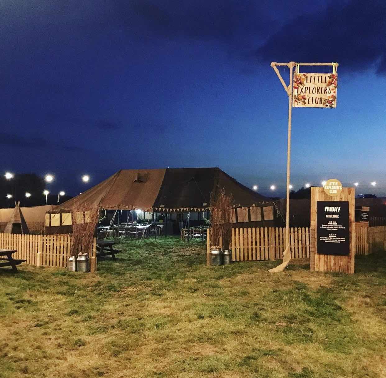 rustic picket fence hire , rustic fence , rustic fence events , picket fence hire , rental of picket fence , wooden fence hire , eventmen , stagemen ,