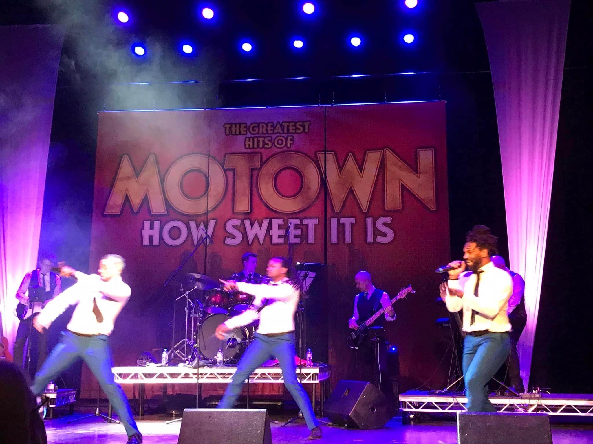 stage deck hire , stage hire , stage platform hire , litedeck hire , deck hire , indoor stage hire , stage panel hire , 