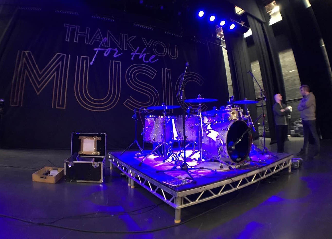 stage deck hire , deck hire , riser hire , staging hire , stage men ,