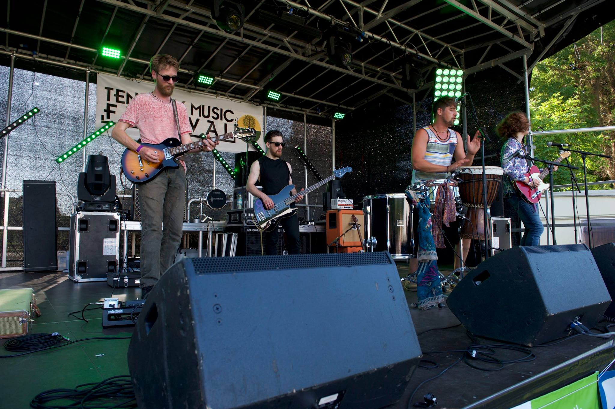 outdoor stage hire, stage for festival , stage hire near me , staging for events , staging for concert , platform hire , 