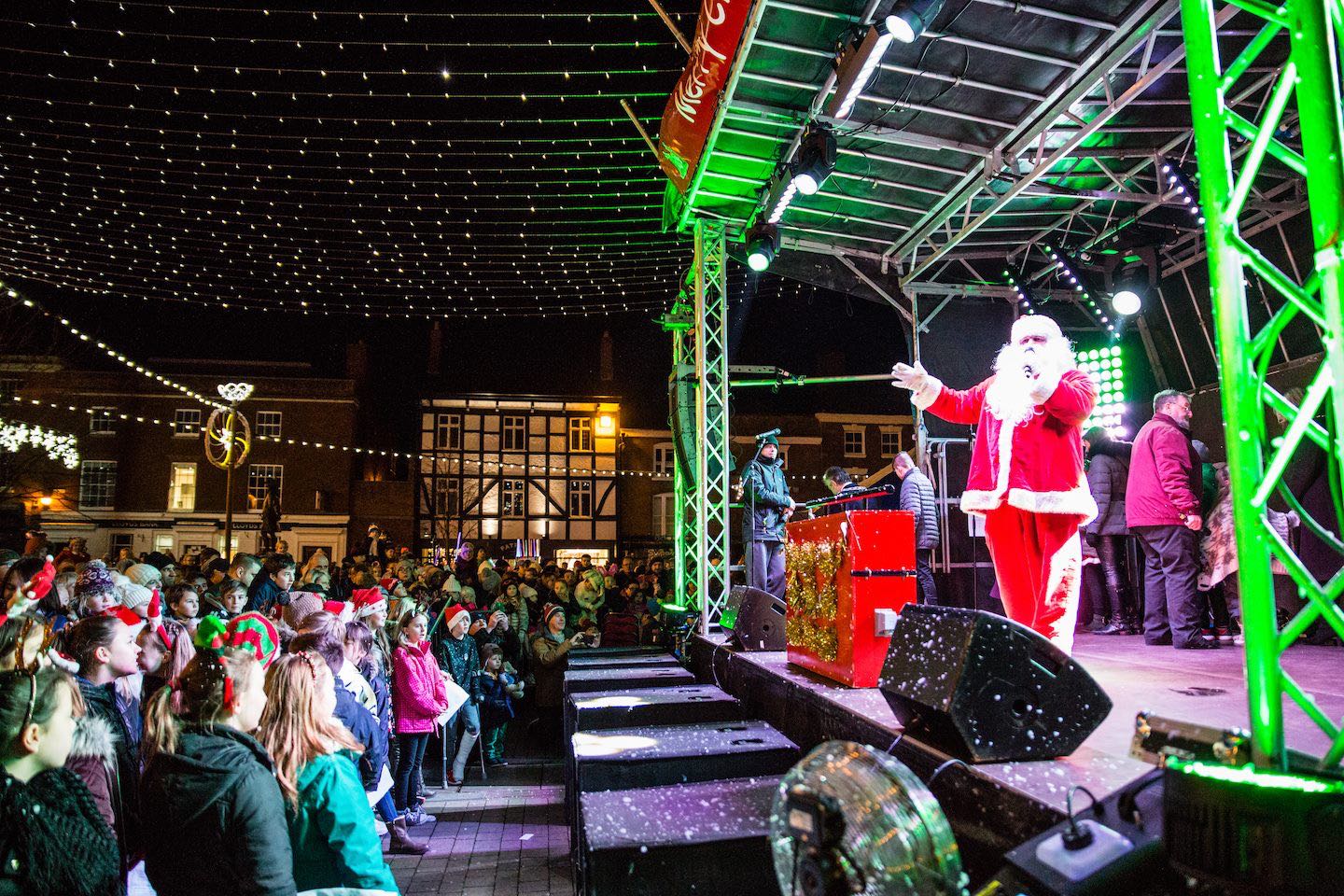 outdoor stage hire, stage for festival , stage hire near me , staging for events , staging for concert , platform hire , 