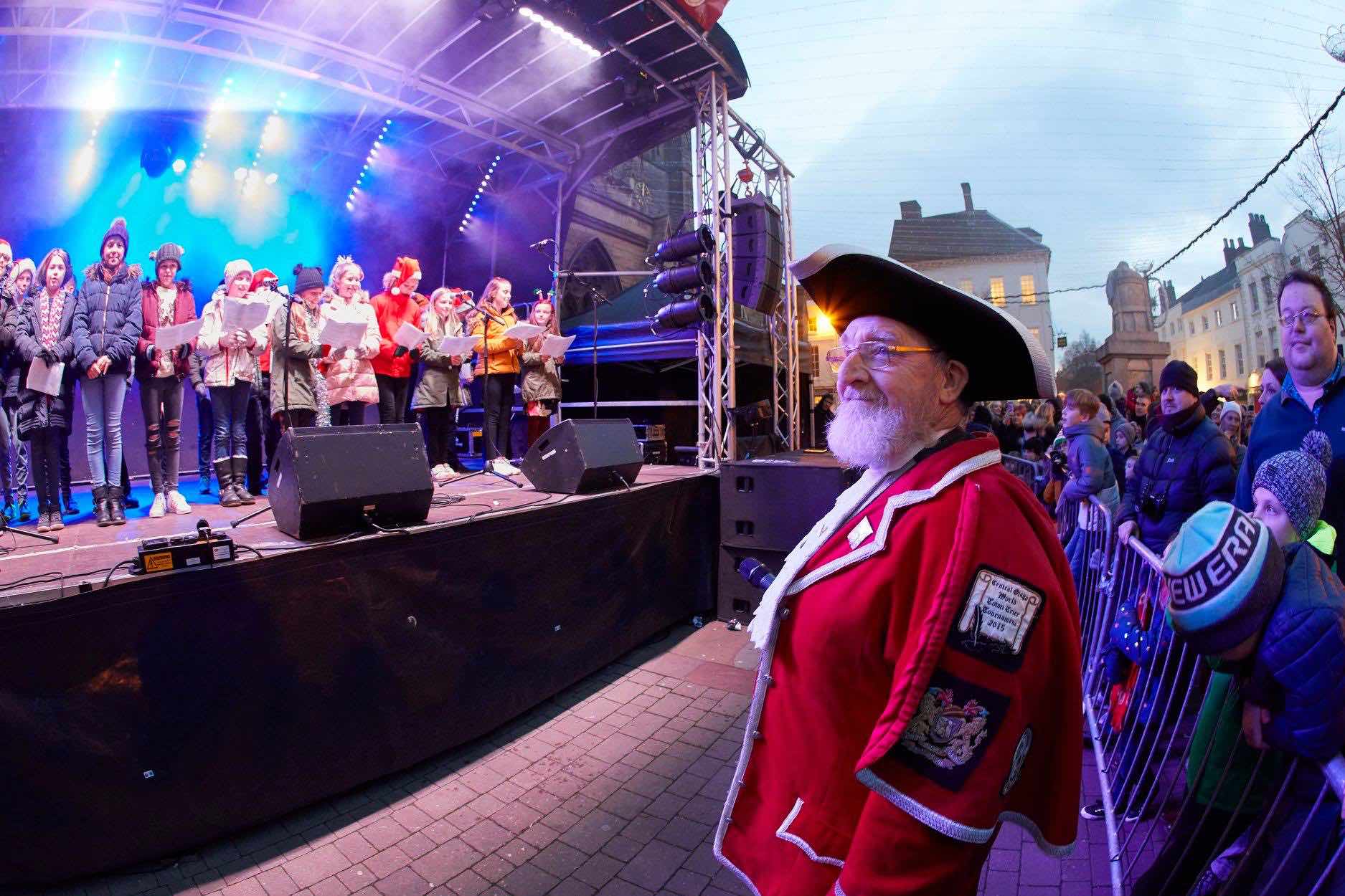 outdoor stage hire, stage for festival , stage hire near me , staging for events , staging for concert , platform hire , stage hire Birimingham , stage hire London , stage hire Nottingham , stage hire Stafford , 