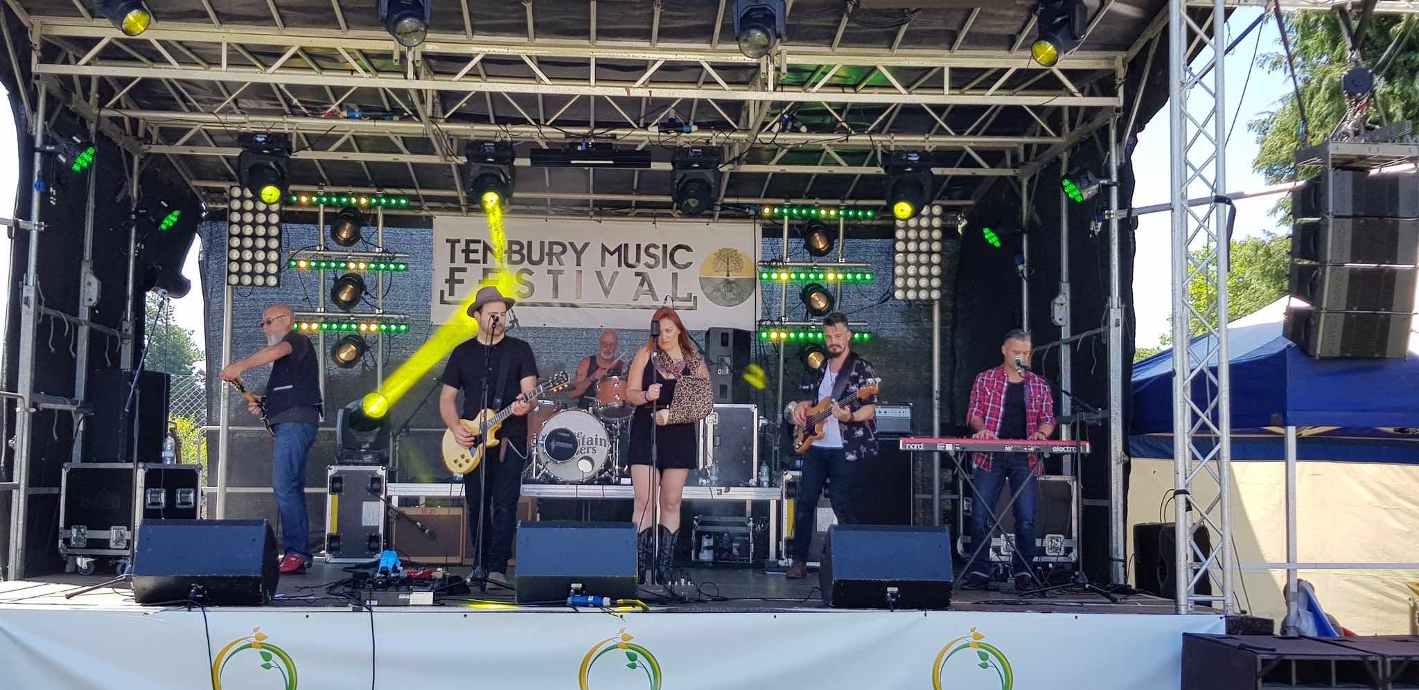 outdoor stage hire, stage for festival , stage hire near me , staging for events , staging for concert , platform hire , stage hire Birimingham , stage hire London , stage hire Nottingham , stage hire Stafford , 