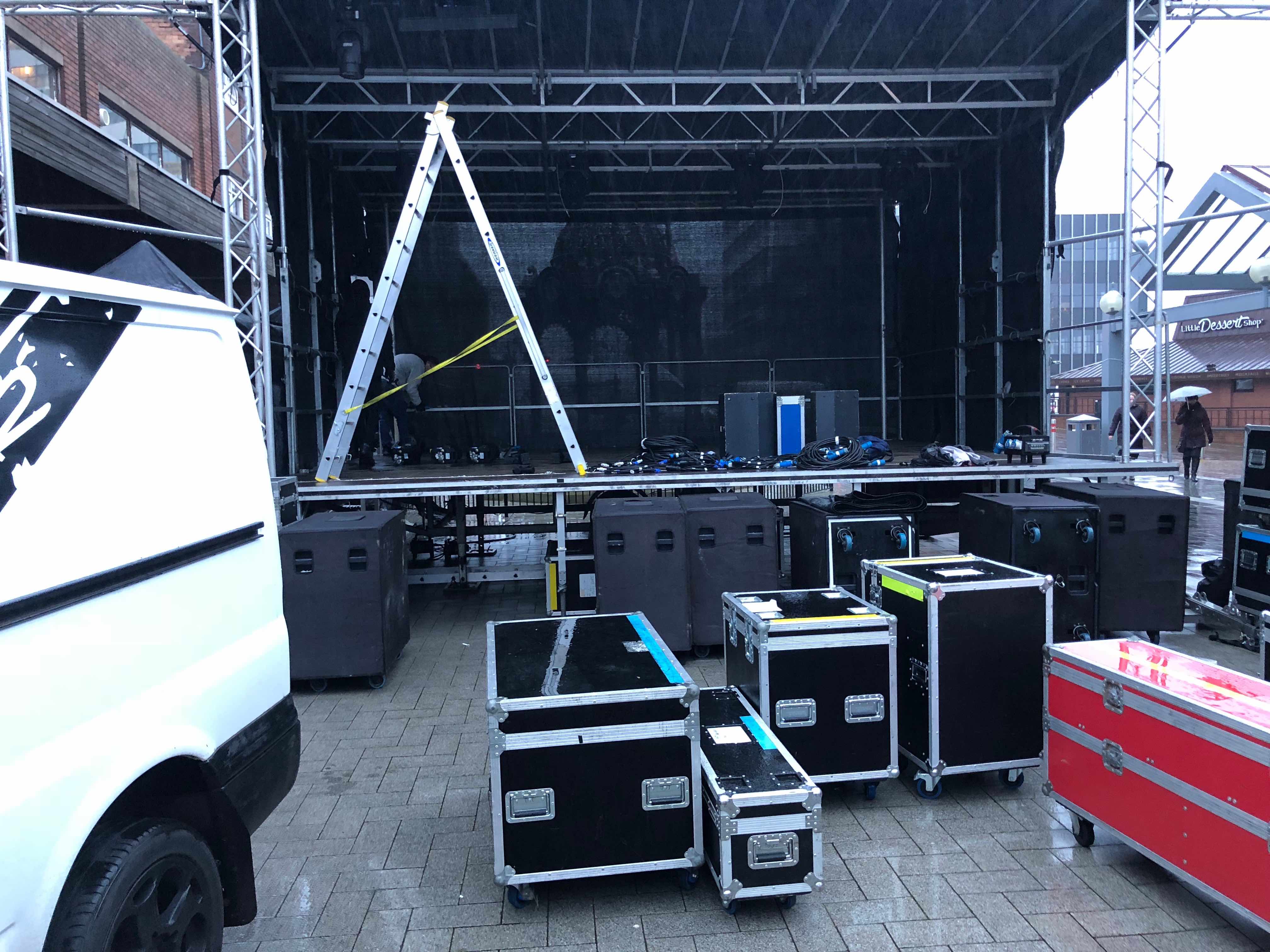 stage hire , outdoor stage hire , trailer stage hire , festival stage hire , stage for festival , 