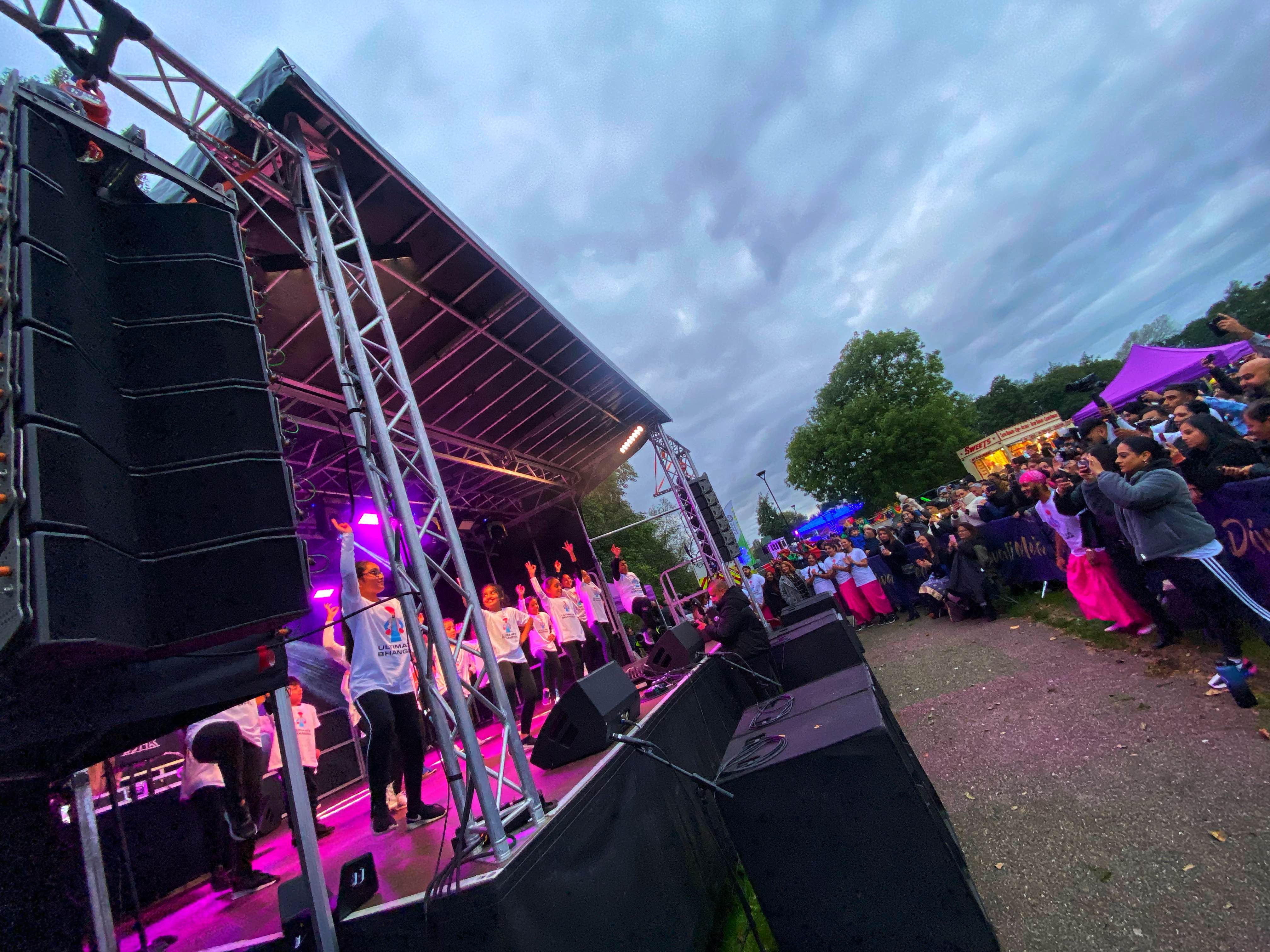 outdoor stage hire , staging hire , stage hire , outdoor event stage , 