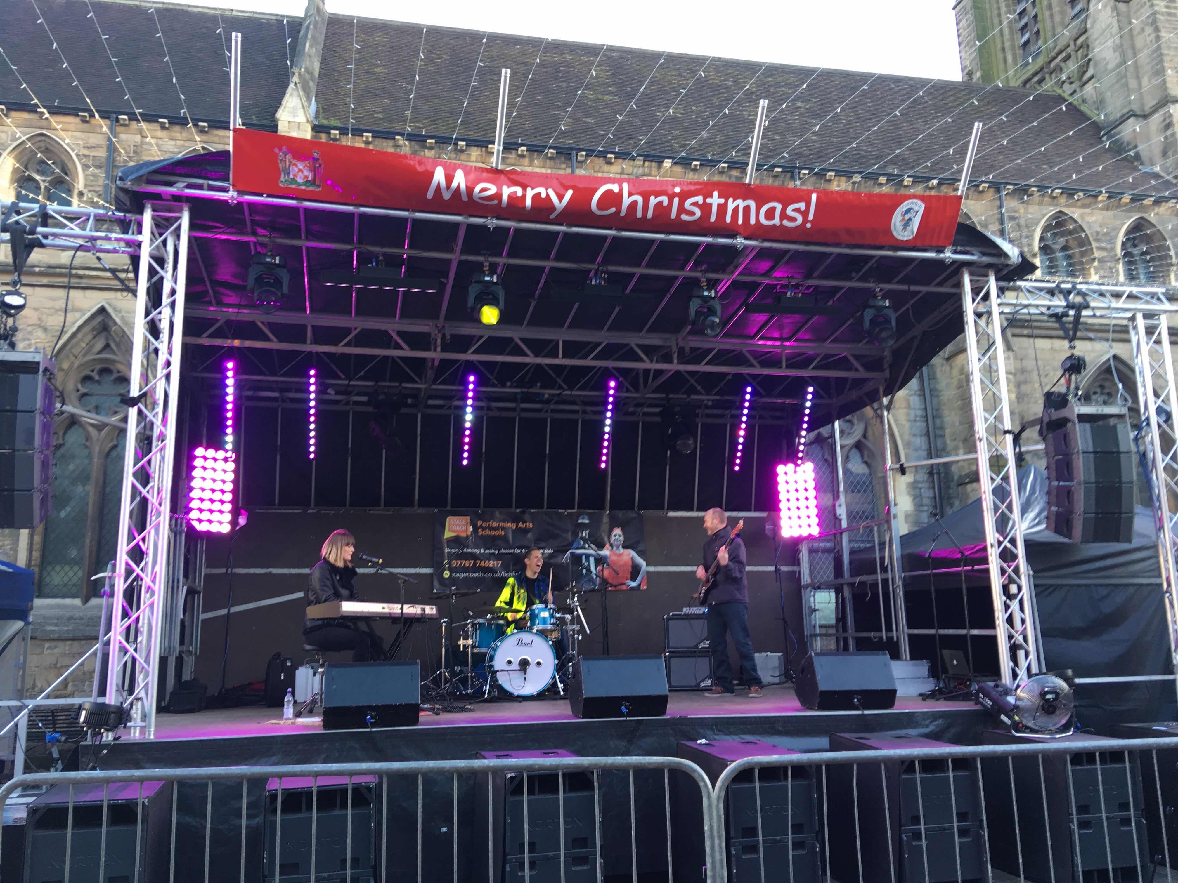 outdoor stage hire, stage for festival , stage hire near me , staging for events , staging for concert , platform hire , 