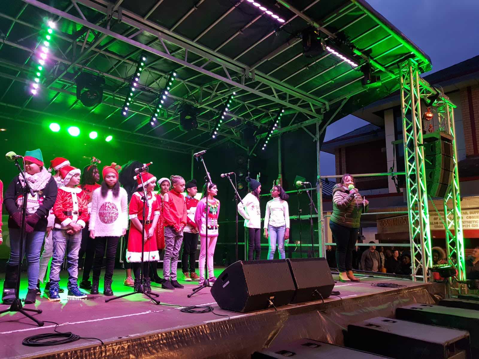 stage hire , outdoor stage hire , trailer stage hire , festival stage hire , stage for festival , 