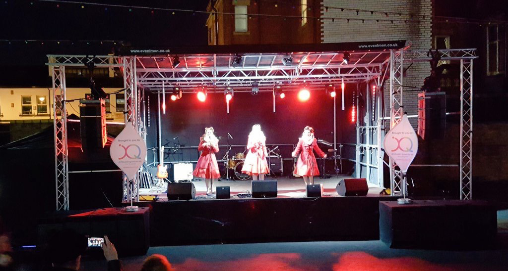 outdoor stage hire, stage for festival , stage hire near me , staging for events , staging for concert , platform hire , 