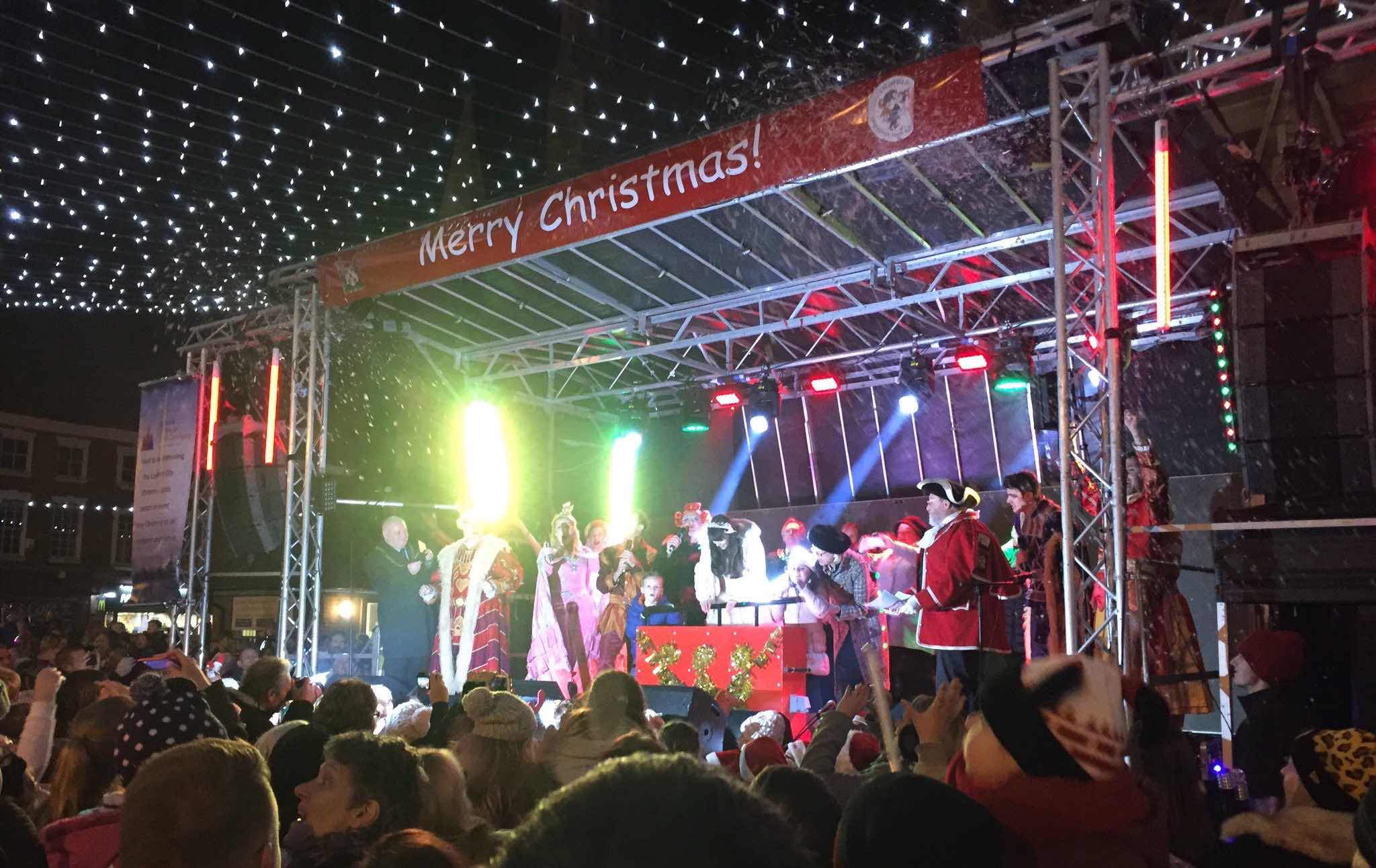 outdoor stage hire, stage for festival , stage hire near me , staging for events , staging for concert , platform hire , 