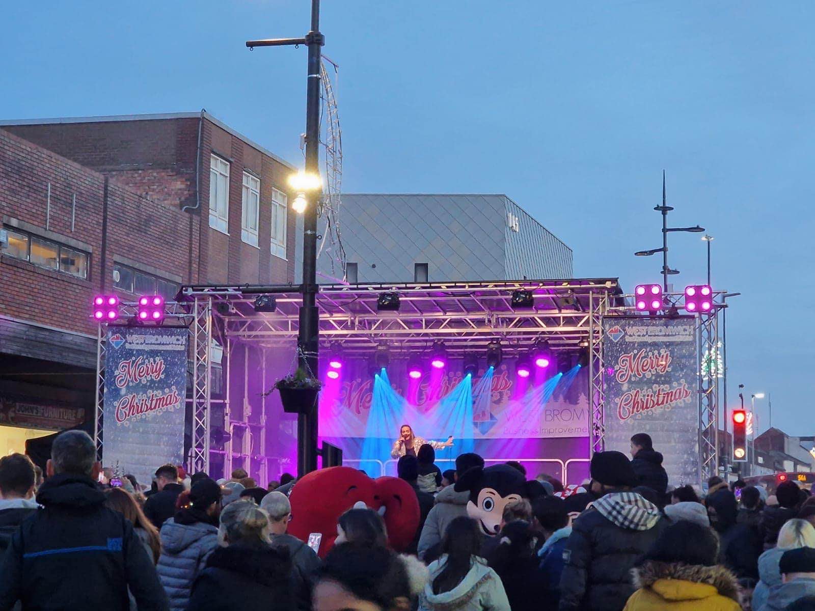 outdoor stage hire , staging hire , stage hire , outdoor event stage , 